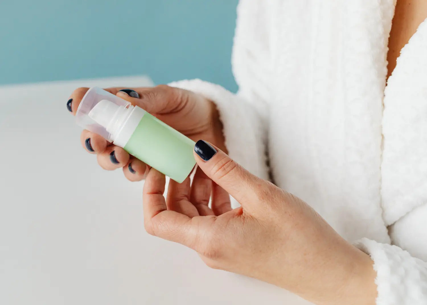 Parabenos en cosmética: qué son para sirven y cuál es su impacto real tu piel