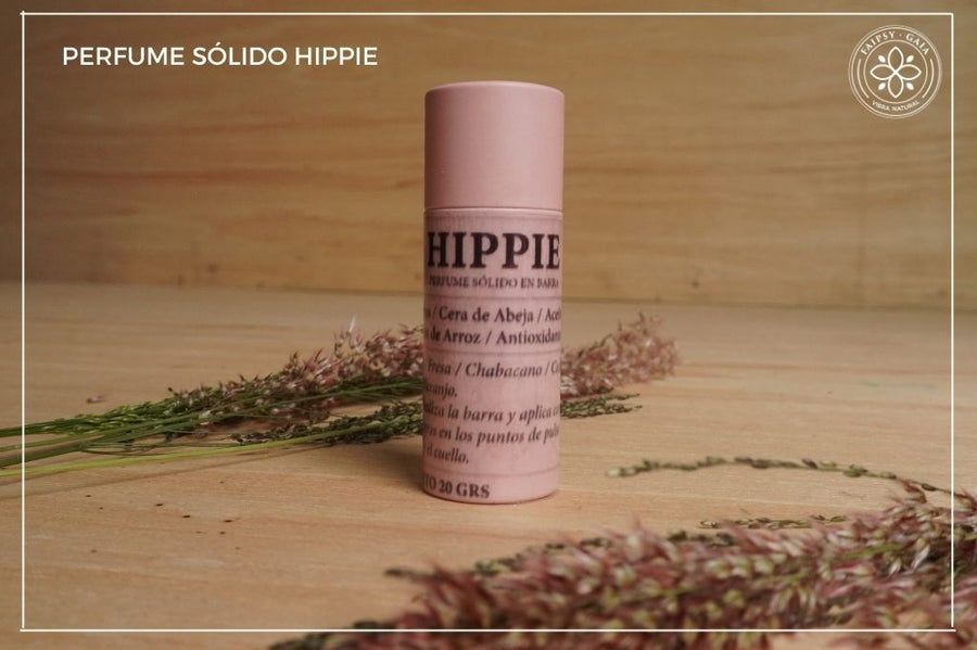 Fragancia HIPPIE para mujer: Floral y frutal, con notas de limón, mandarina, magnolia y sándalo. Fresca, divertida y dinámica.