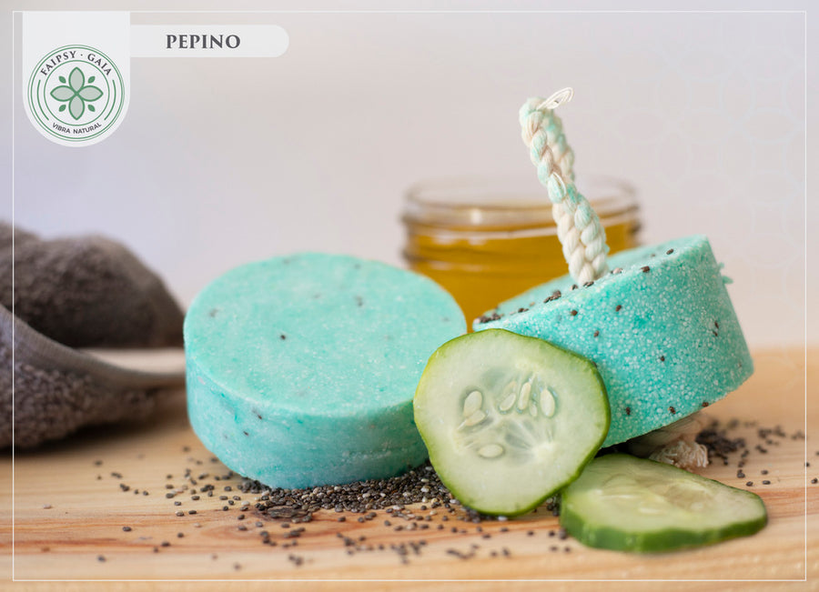 Shampoo sólido de pepino, para cabello deshidratado que carece de suavidad y vitalidad. Brinda una hidratación intensiva y una purificación profunda.